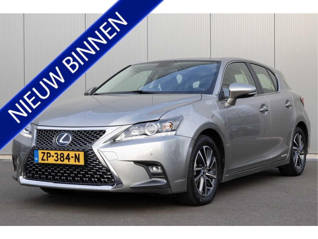 Lexus CT 200h Business Line | DEALER ONDERHOUDEN | CRUISE |, Gebruikt, 4 cilinders, Lichtsensor, Alcantara