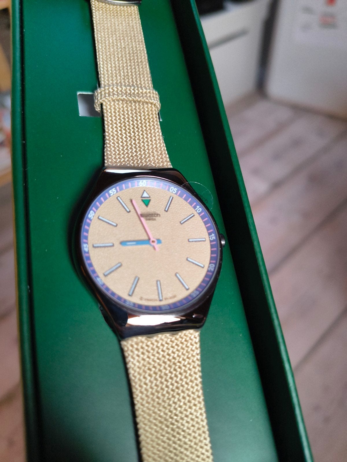 Swatch Power of Nature - Nieuw in verpakking, extra dun, Ophalen, Overige materialen, Polshorloge, Nieuw