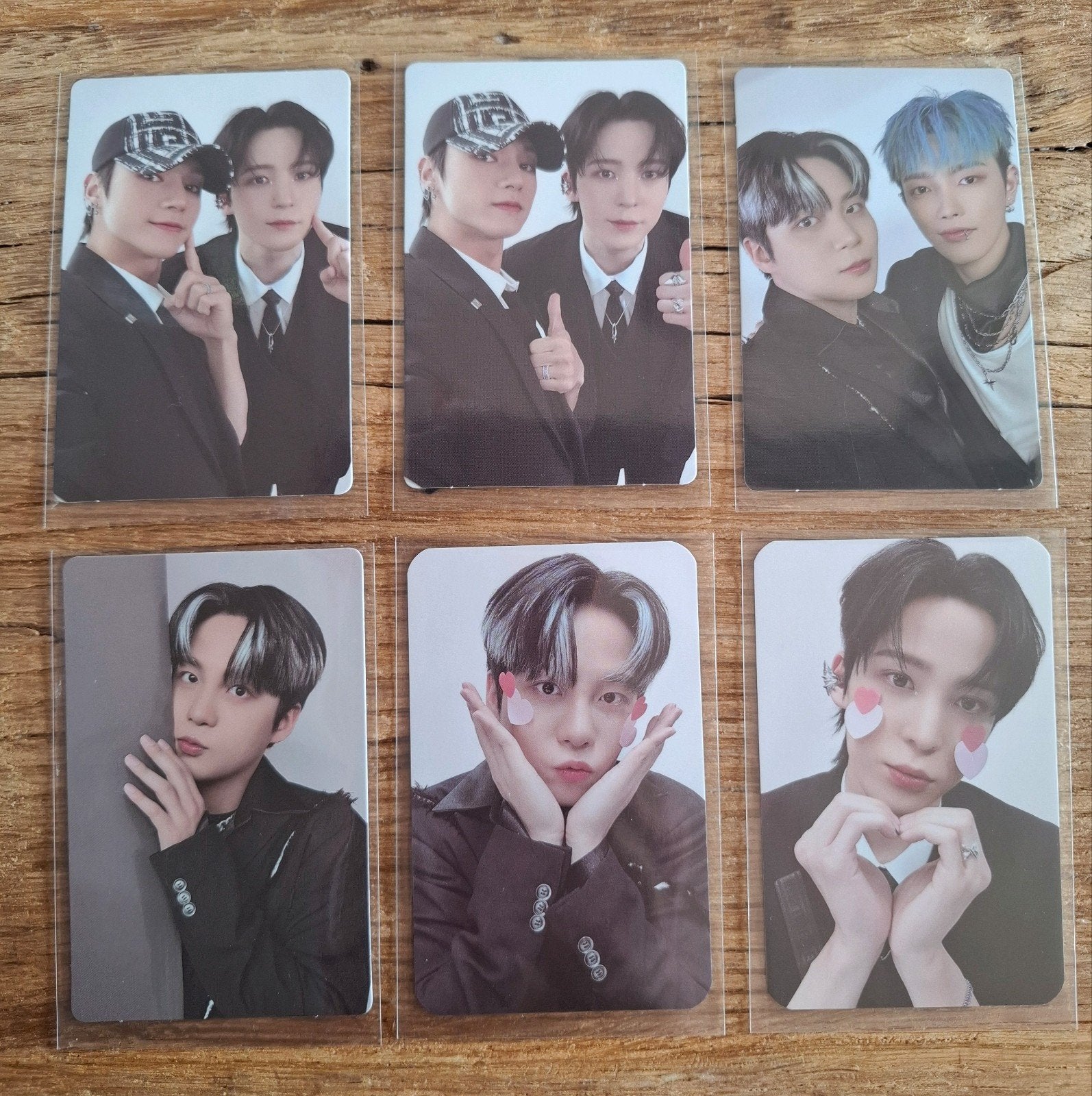 Ateez Outlaw photocards, Ophalen of Verzenden, Zo goed als nieuw, Foto of Kaart