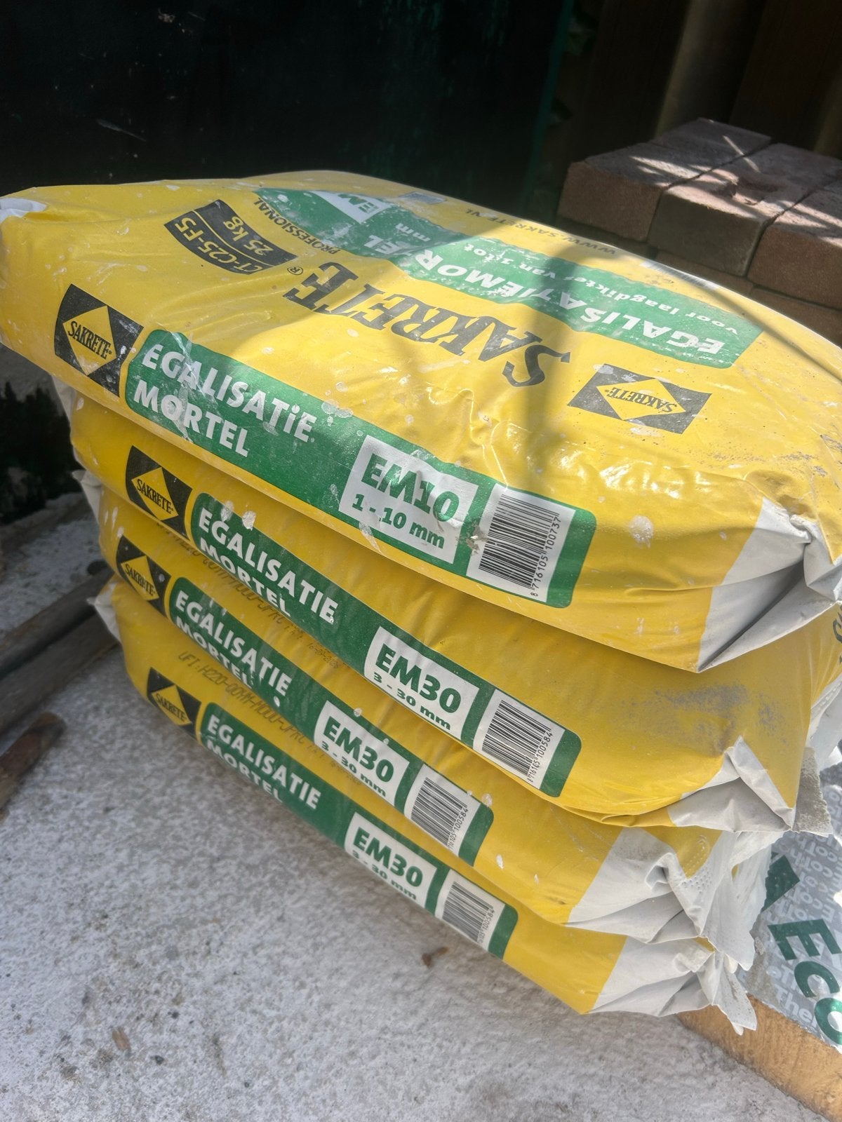 Sakrete Egalisatiemortel EM10 & EM30 - 25kg zakken, Ophalen, Nieuw