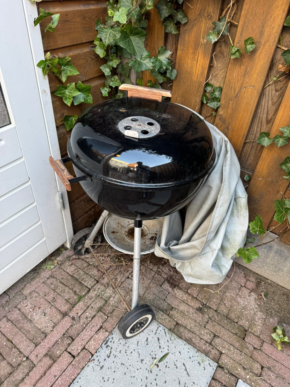Weber bbq met hoes, Ophalen, Gebruikt