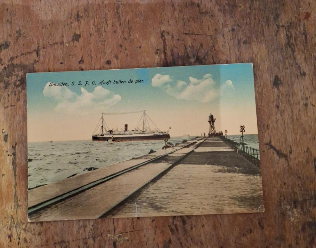 IJmuiden p.c. hooft buiten de pier, Ophalen