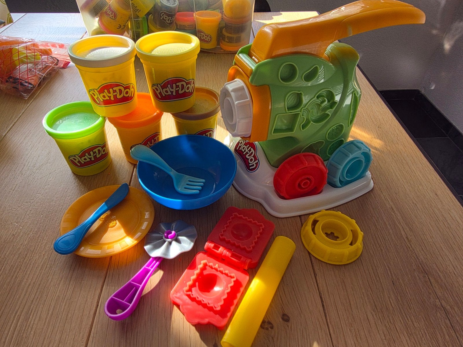play doh pasta maker, Ophalen, Gebruikt, Kunststof