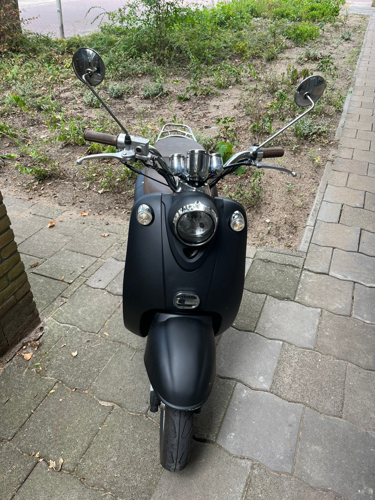 La Souris Mat zwarte-creme snorfiets scooter, Gebruikt, Benzine, Ophalen, Overige merken