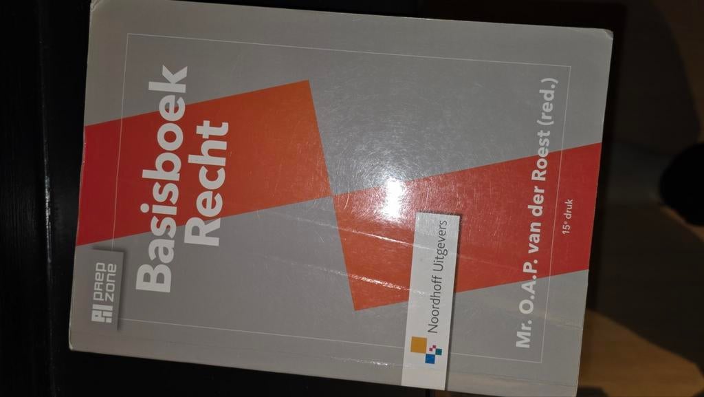 Basisboek Recht - Mr. O.A.P. van der Roest (15e druk), Gelezen, Mr. O.A.P. van der Roest, Ophalen of Verzenden, Gamma
