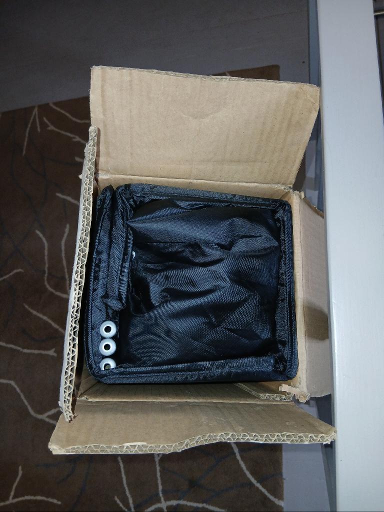 box, Ophalen, Zo goed als nieuw, Vierkant, In hoogte verstelbaar
