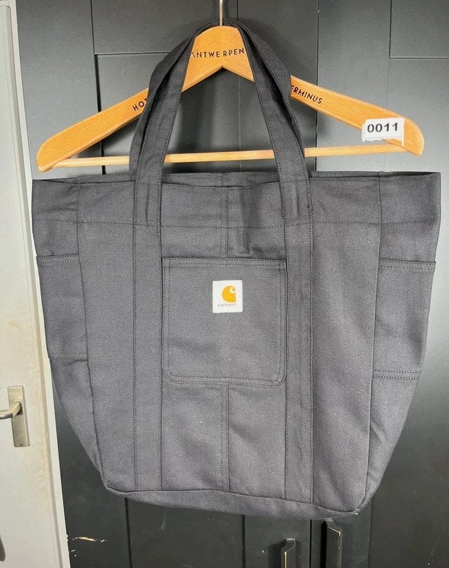 Reworked Carhartt-Style Tote • Black canvas w/ Jacket Lining, Re-Worked, Ophalen of Verzenden, Gedragen
