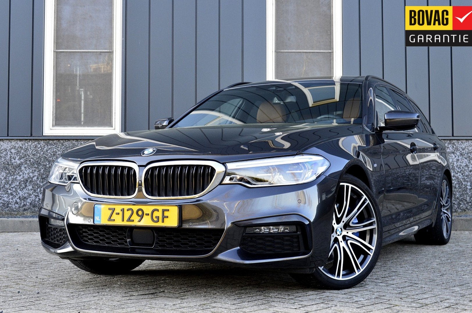 BMW 5 Serie Touring 530i M-Sport Rijklaarprijs-Garantie Pano, Automaat, Achterwielaandrijving, Gebruikt, Euro 6