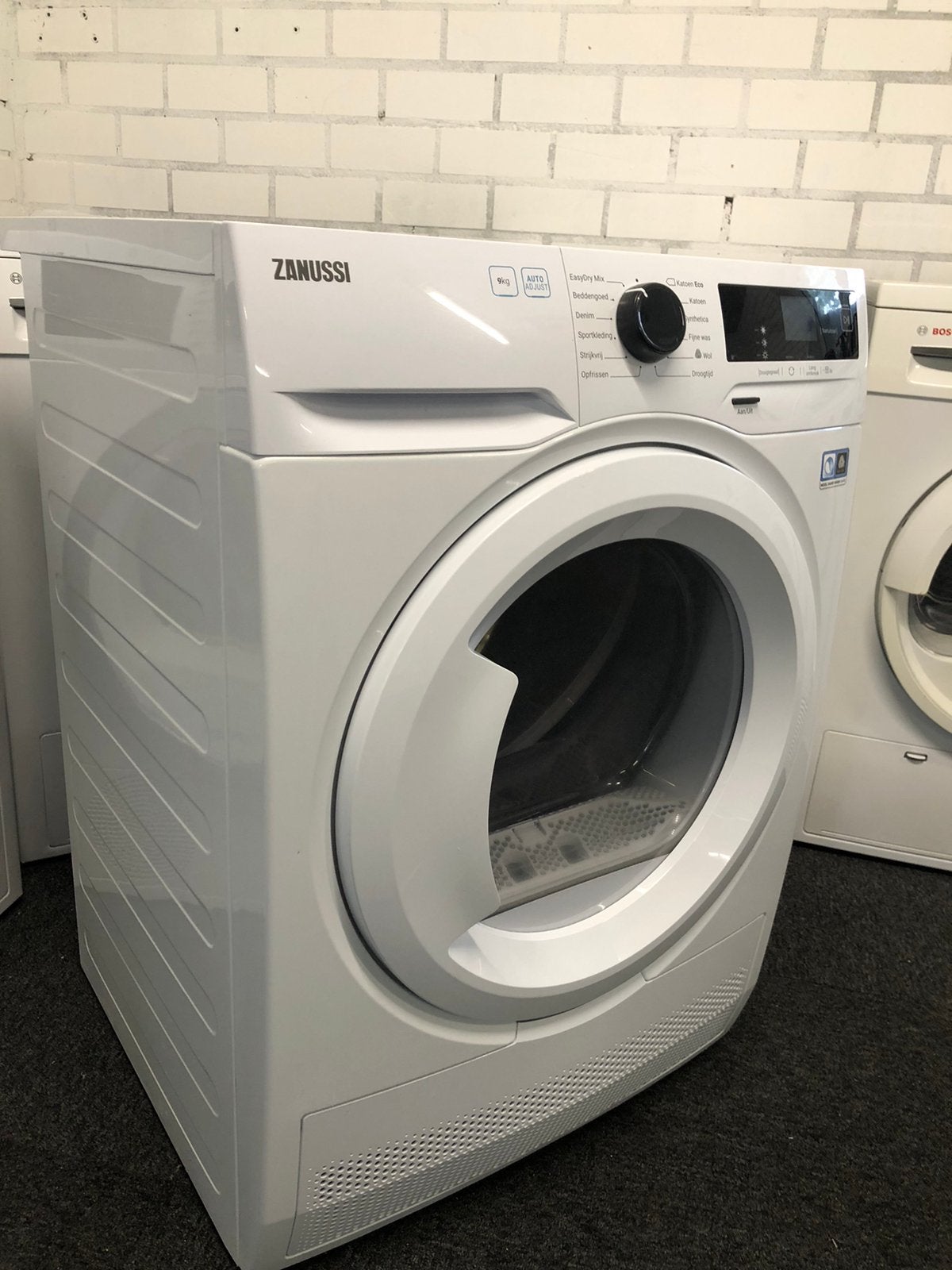 Foto 4 van DAG DEAL €275 9kg Warmtepomp droger Zanussi MET GARANTIE