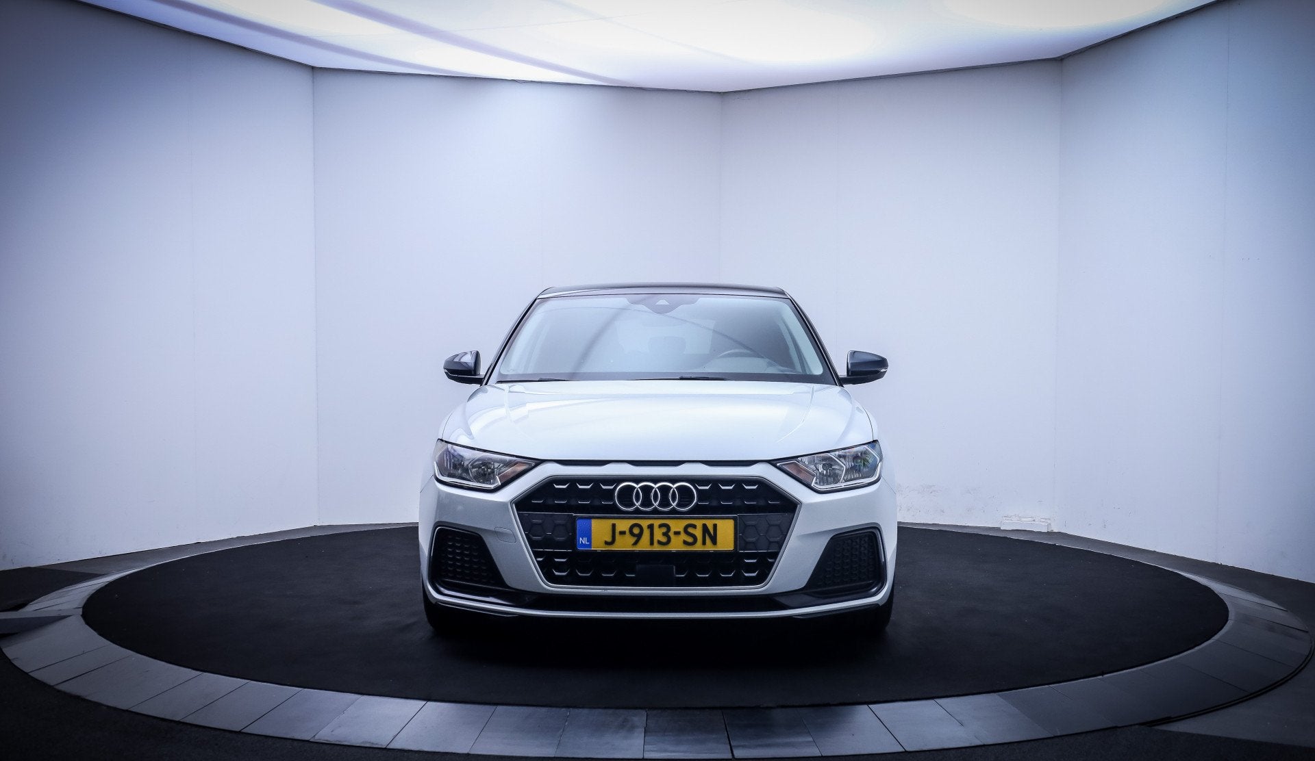 Audi A1 Sportback 25 TFSI VIRTUAL DASHB. CARPLAY | CAMERA |, Auto's, Stof, Origineel Nederlands, Bedrijf, Handgeschakeld