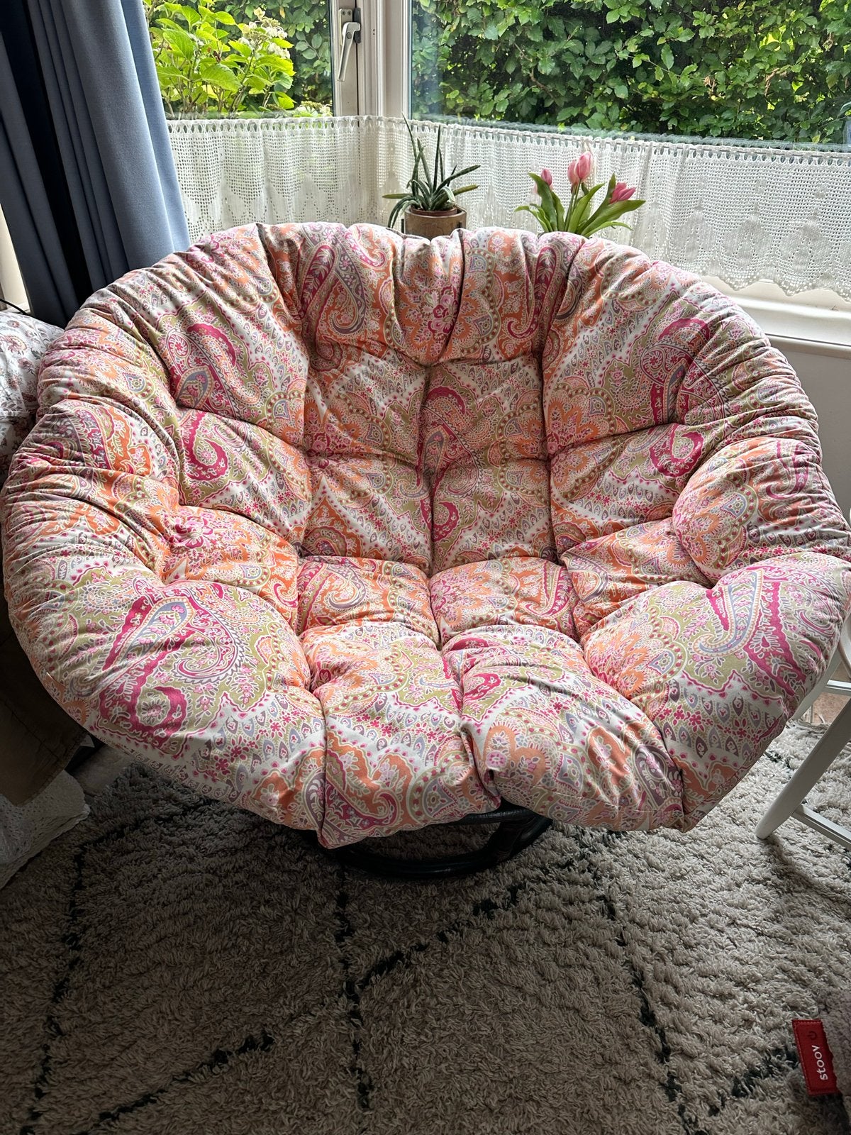 Papasan stoel met kleurrijk kussen, Huis en Inrichting, Ophalen, Gebruikt, Overige kleuren, Eén