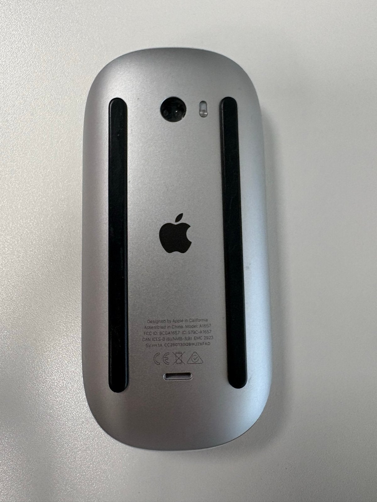 Apple Magic Mouse - Gebruikt, perfect werkend, Computers en Software, Ophalen of Verzenden, Gebruikt, Draadloos, Muis