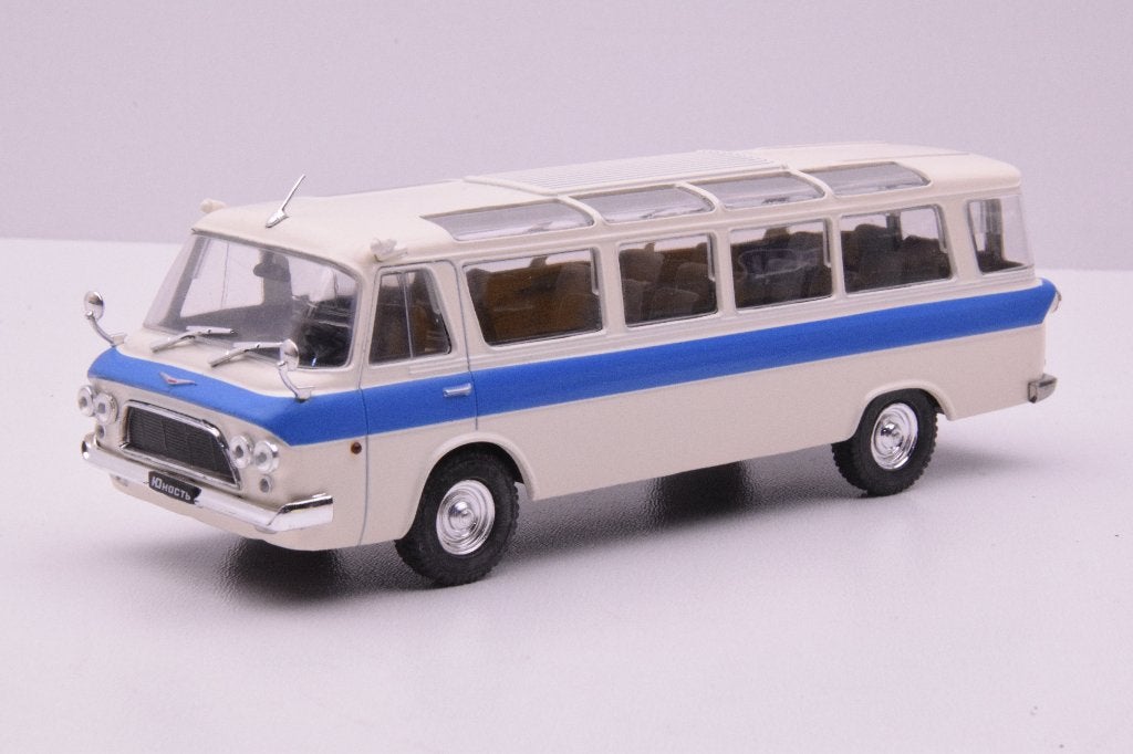 Zil 118 minibus  '' D Agostine 1/43 '', Ophalen of Verzenden, Zo goed als nieuw, Auto, Overige merken