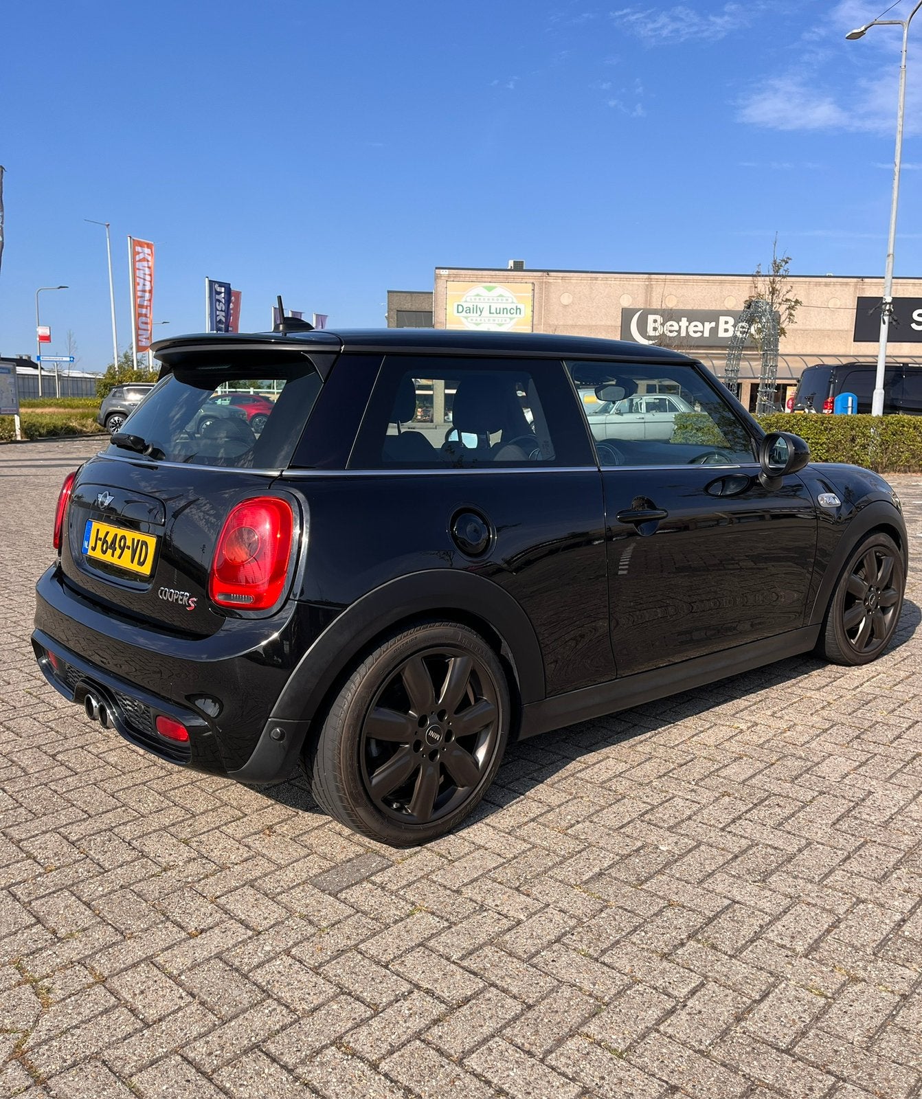 Mini Cooper S - John Works!!, Auto's, Mini, 1998 cc, Parkeersensor, 4 cilinders, Zwart