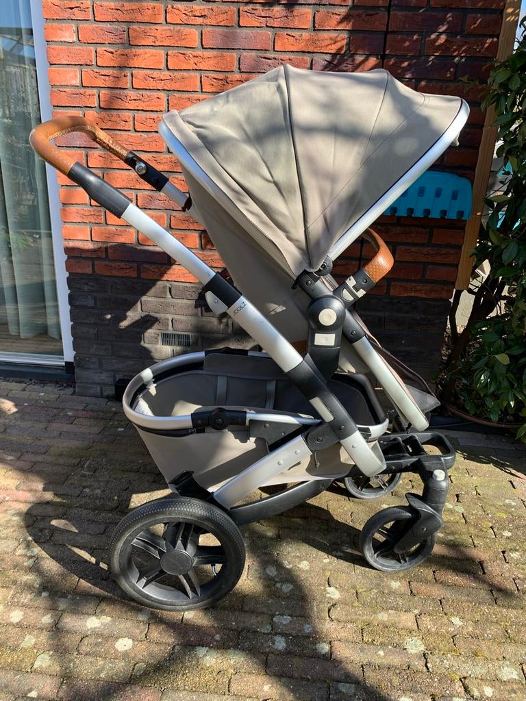 Complete Joolz Geo kinderwagen met accessoires, Ophalen, Gebruikt