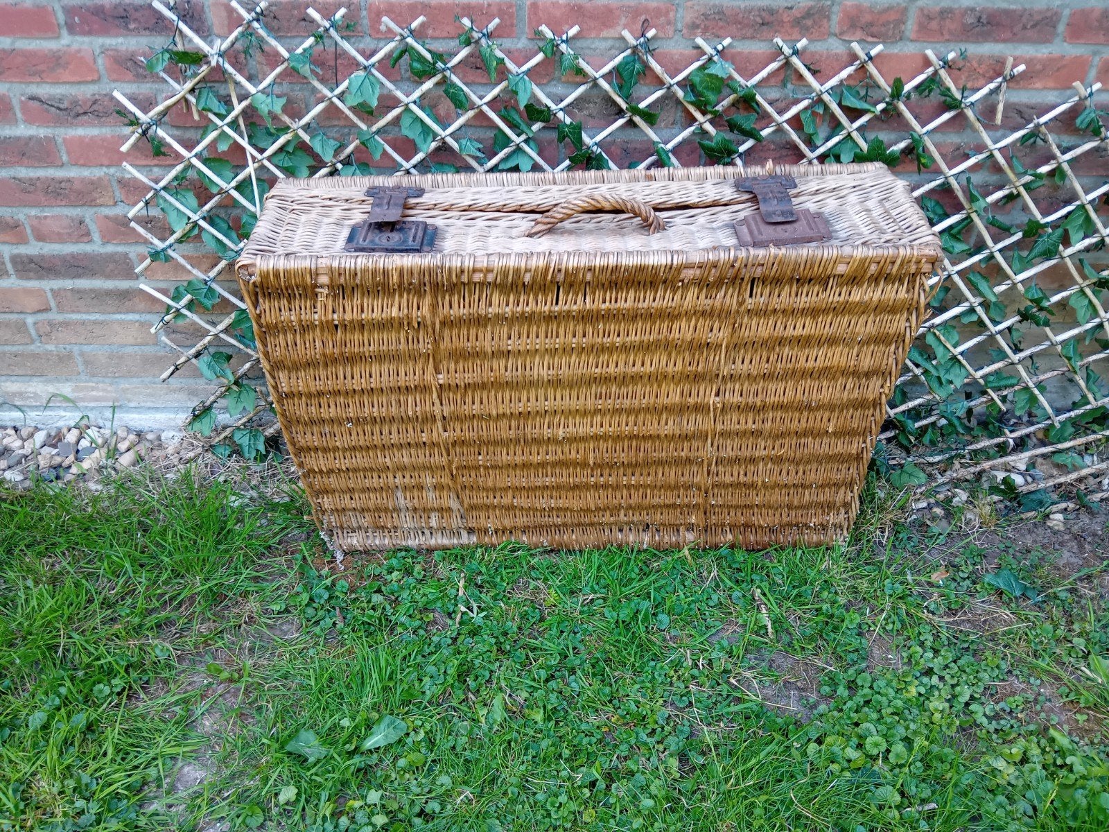 Vintage rieten koffer, Antiek en Kunst, Ophalen