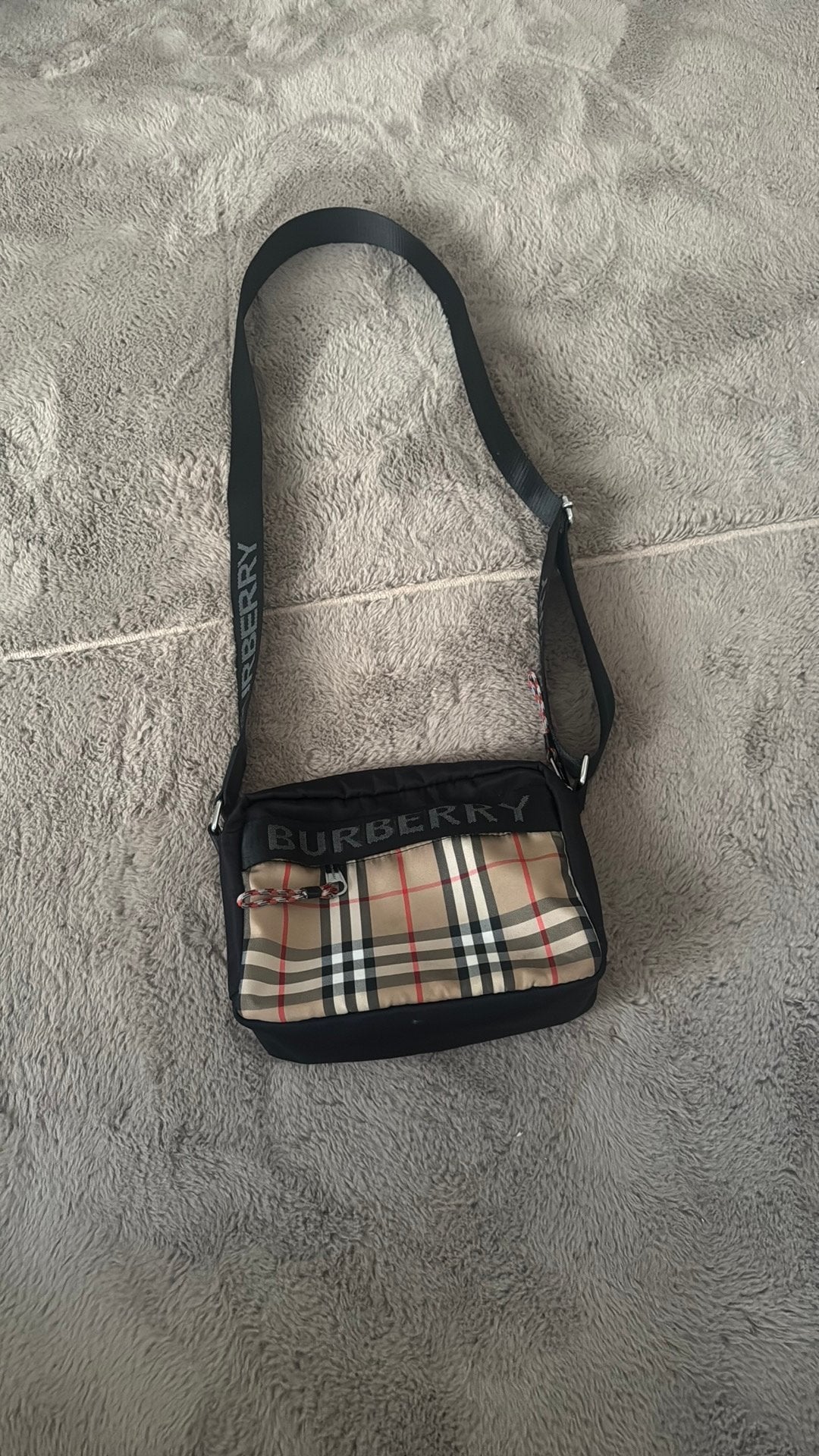 Burberry schoudertas, Ophalen of Verzenden, Zo goed als nieuw