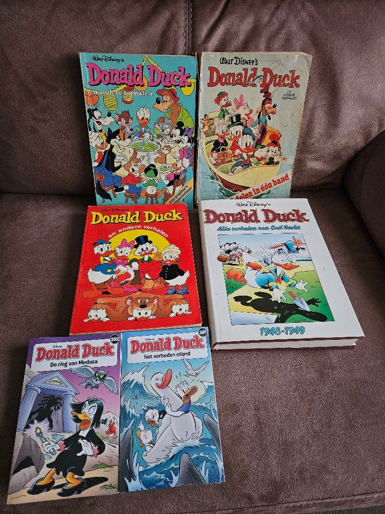 Donald Duck, Mickey Mouse 21 boeken, Meerdere stripboeken, Ophalen of Verzenden, Gelezen, Walt Disney