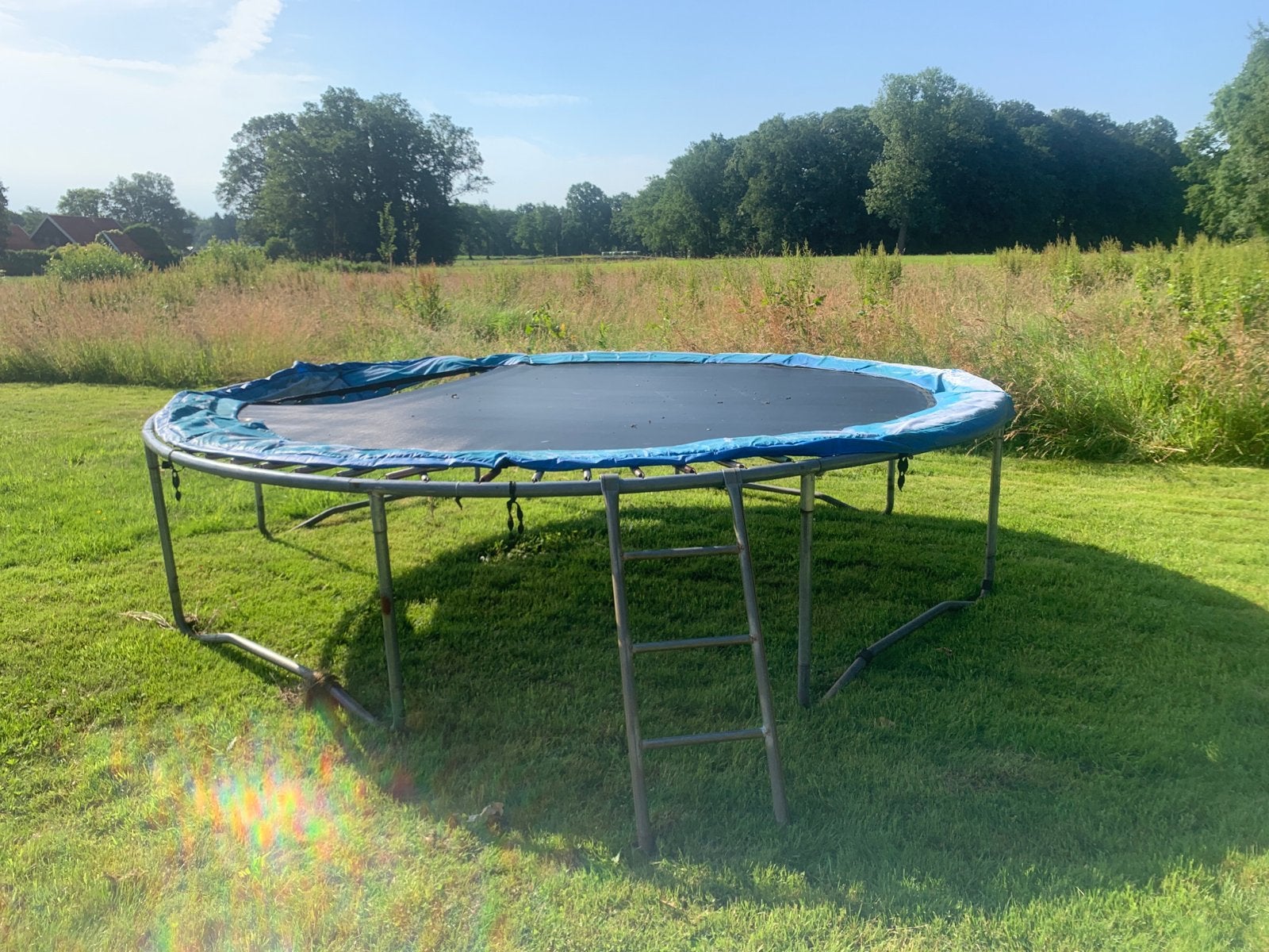 Trampoline frame 350 cm (doek en rand kapot), Ophalen, Gebruikt
