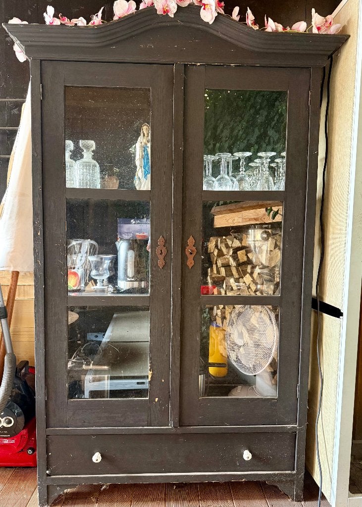 servicekast antiek glas met hout mat zwart geverfd., Ophalen