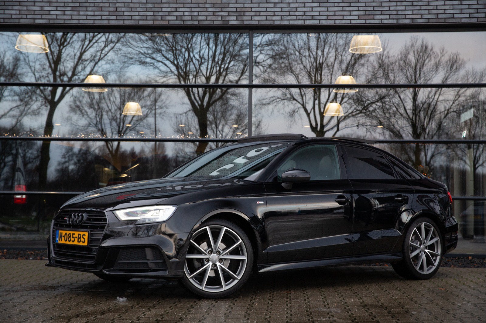 Audi A3 35 Tfsi 150pk S Tronic 2018 Zwart, 1498 cc, 4 cilinders, Zwart, Particulier