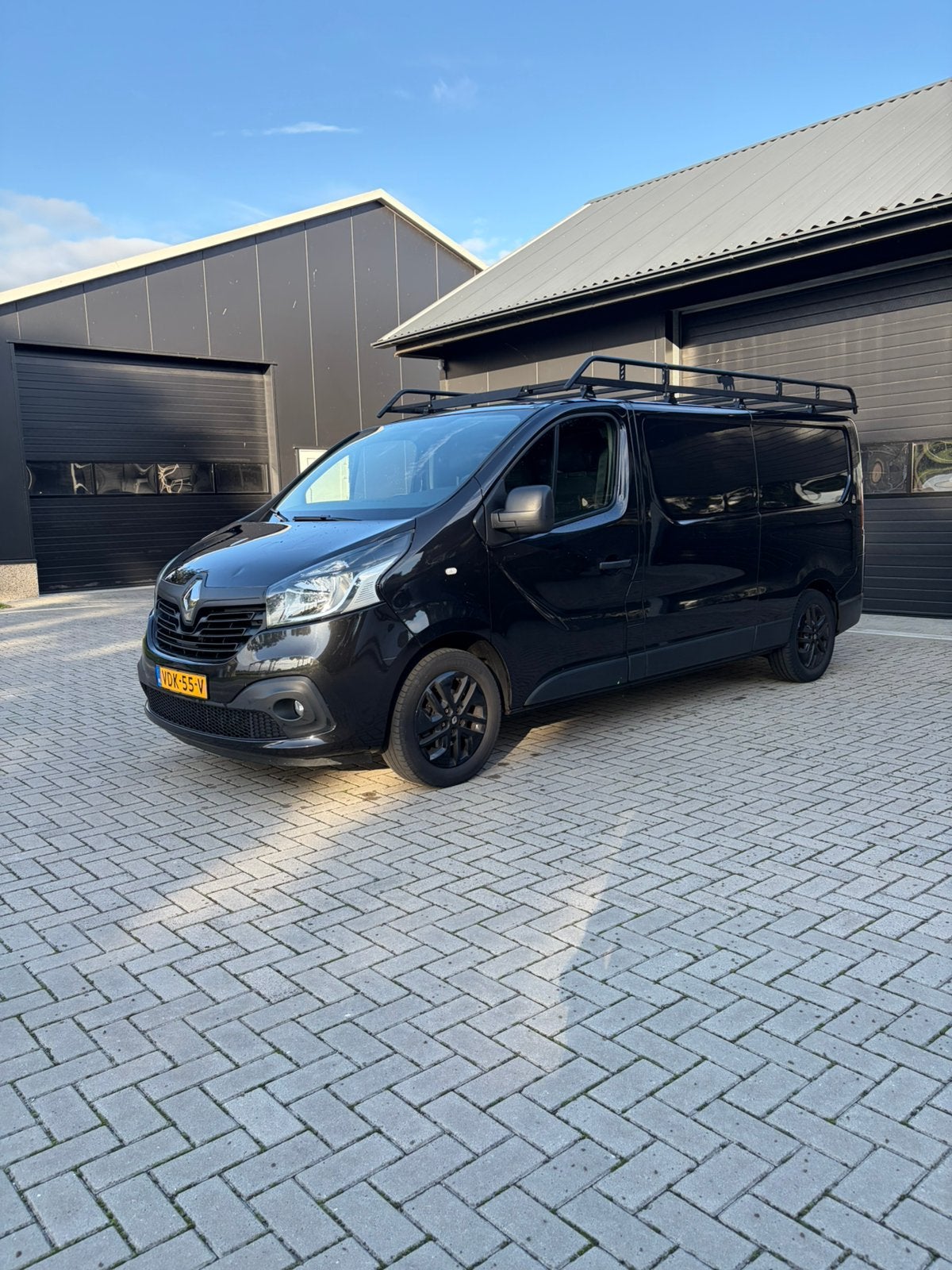 Renault Trafic 1.6 DCI 92KW 2019, 15 km/l, Renault, Zwart, Origineel Nederlands