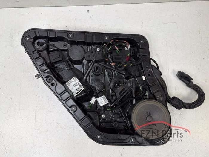 Mercedes-Benz W177 A-Klasse Ruitmechaniek met Speaker, Ophalen of Verzenden, Gebruikt