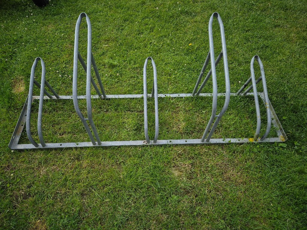 Fietsenrek 5 fietsen, Fietsen en Brommers, Fietsaccessoires | Fietsenrekken, Ophalen, Gebruikt