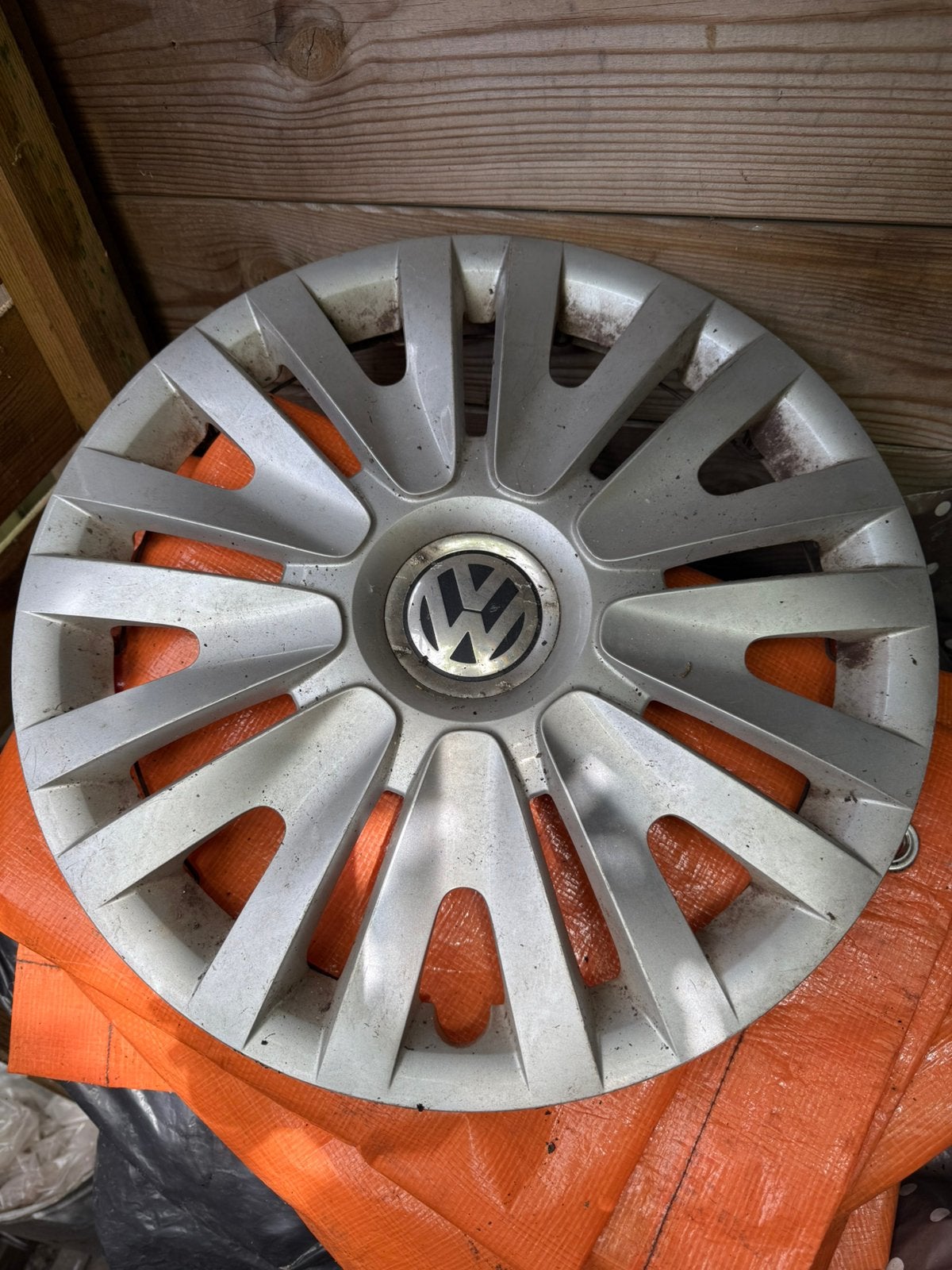 4x VW wieldoppen 16 inch, Auto diversen, Wieldoppen, Ophalen of Verzenden, Zo goed als nieuw
