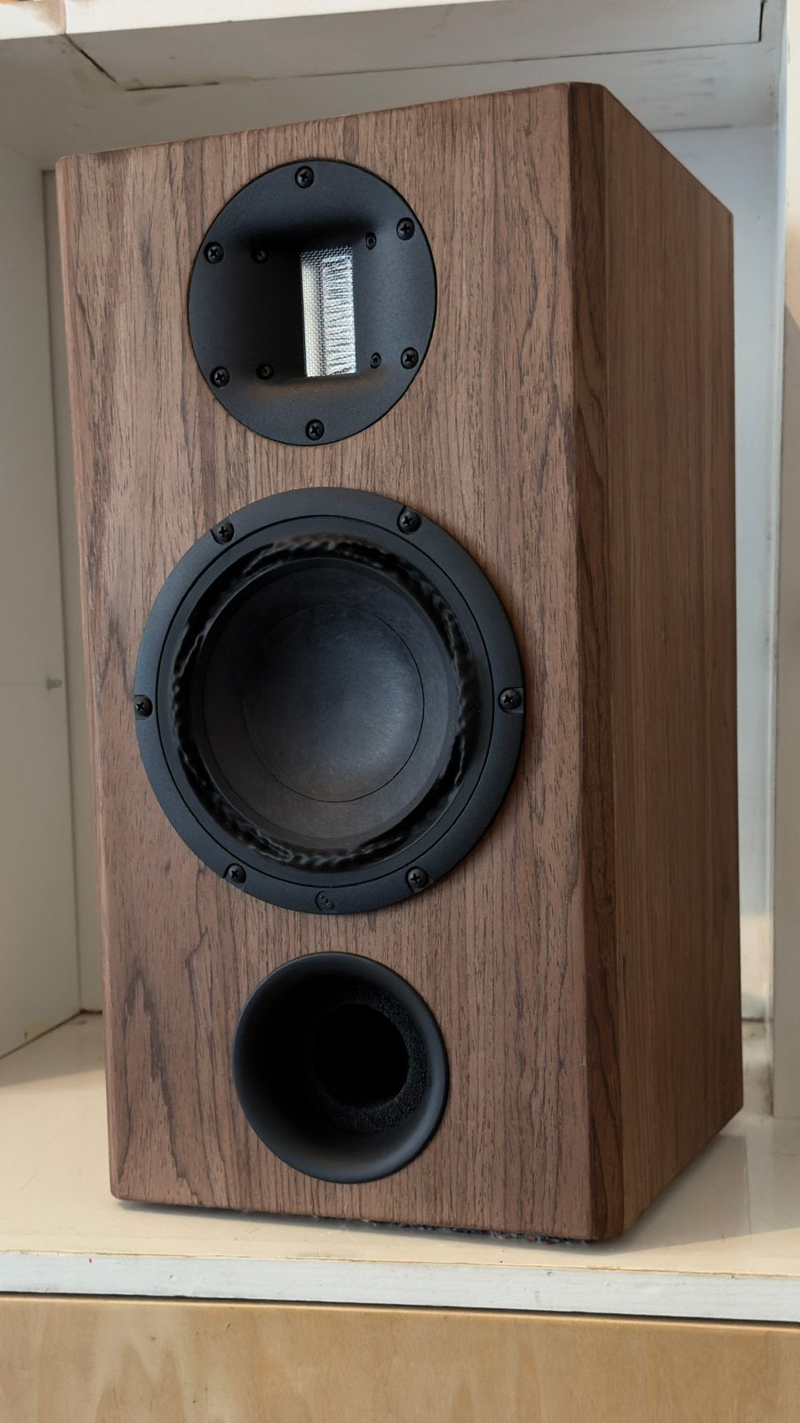 Purifi 6r troels gravesen walnoot, Stereo speakers, Nieuw, 60 tot 120 watt, Basreflex