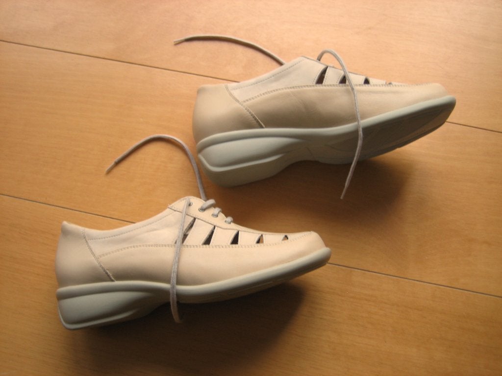 Nieuw! Comfortabele veterschoen SOLIDUS 4-M snazzeys, Kleding | Dames, Schoenen met lage hakken, Solidus, Beige, Nieuw