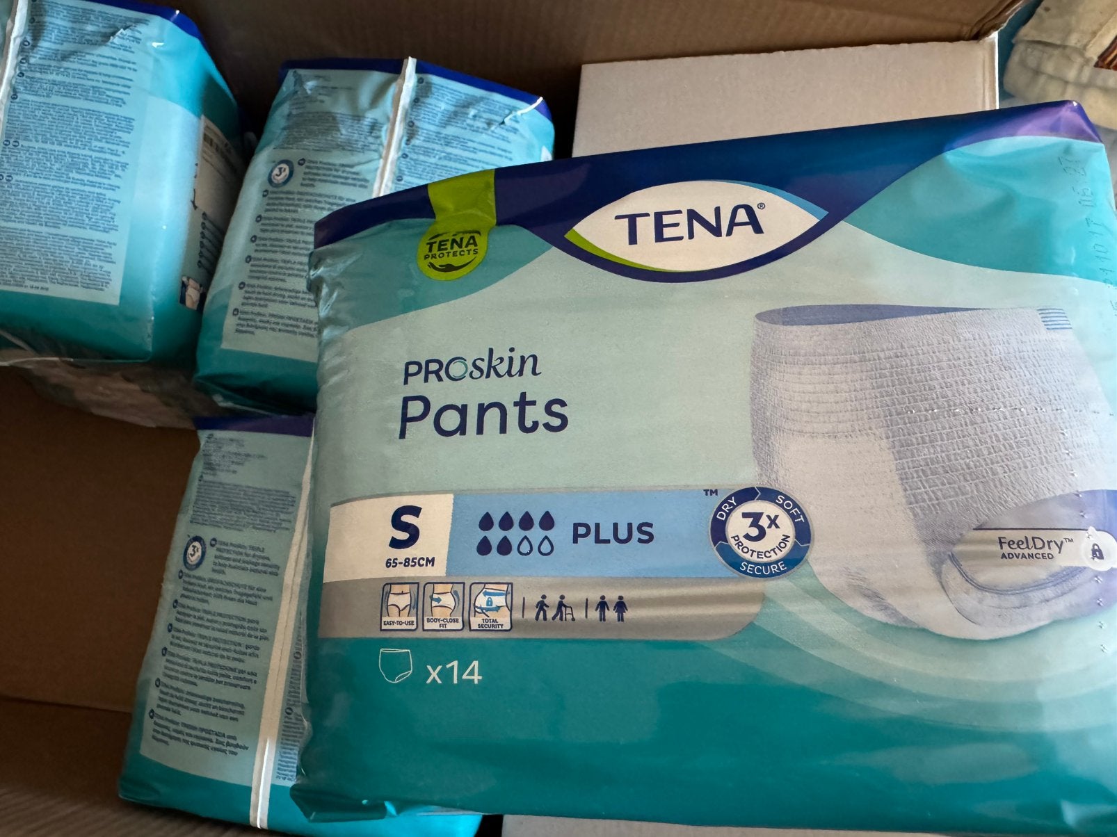 Tena pants maat S, Ophalen, Zo goed als nieuw