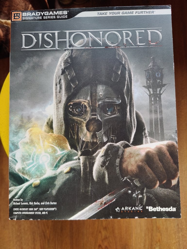 Bradygames Signature series - Dishonored, 1 speler, Ophalen of Verzenden, Zo goed als nieuw, Vanaf 18 jaar