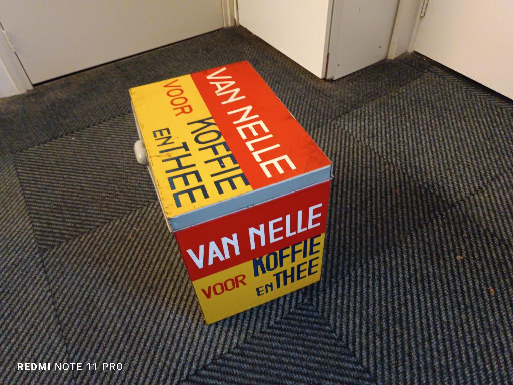 Van Nelle blik . Grote metalen doos antiek, Verzamelen, Blikken, Ophalen, Gebruikt, Koffie, Van Nelle