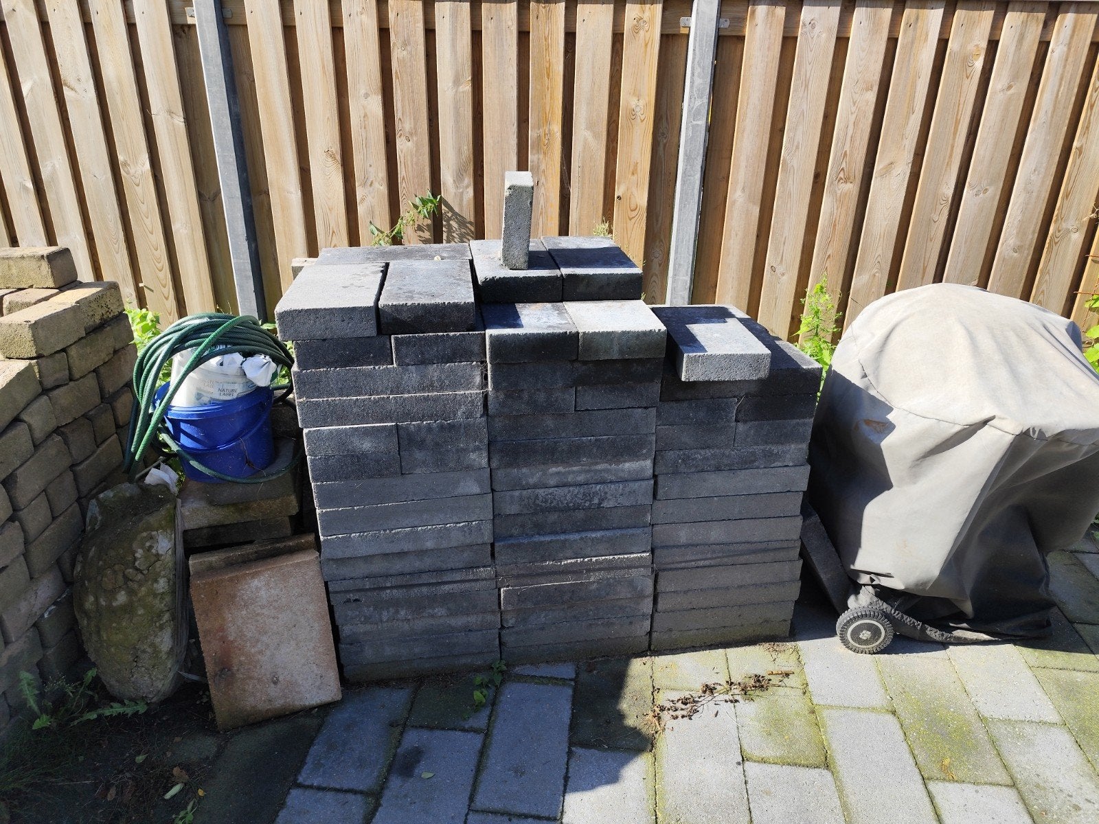 antraciete betontegels gratis op te halen, Ophalen of Verzenden, Gebruikt, Beton, Terrastegels