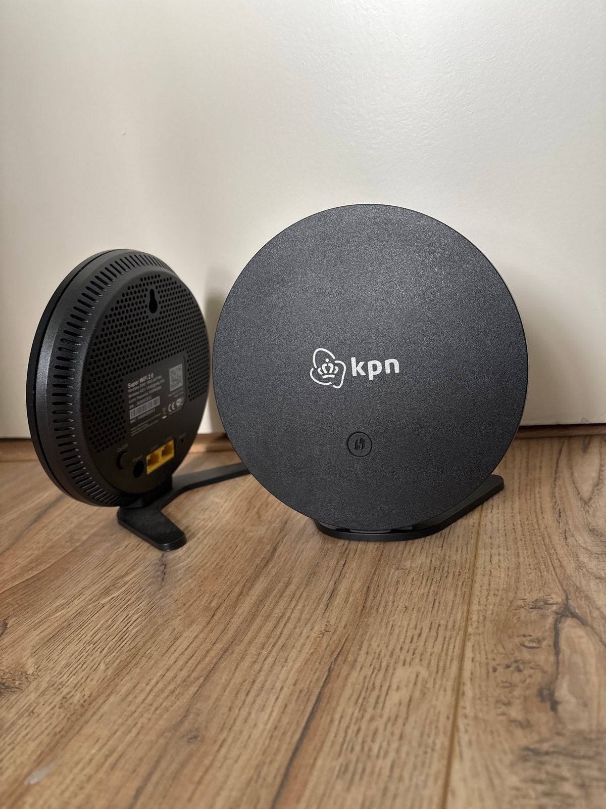 KPN SuperWifi 2.0 Punten - Wi-Fi Mesh Systeem Zwart, Computers en Software, WiFi-versterkers, Ophalen of Verzenden, Zo goed als nieuw