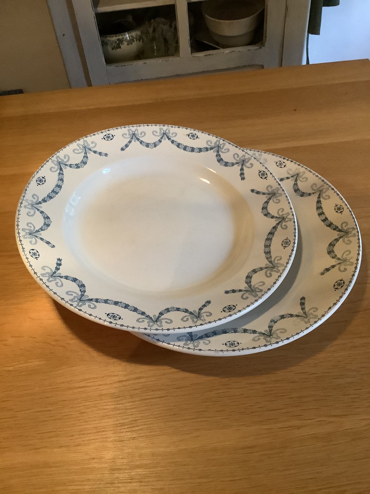 2 Grote borden Sarreguemines, Ophalen of Verzenden