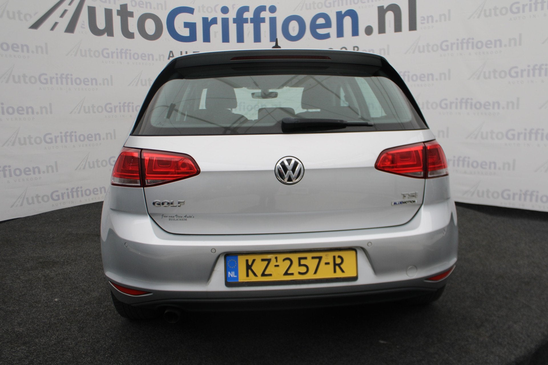 Foto 4 van Volkswagen Golf 1.0 TSI Comfortline keurige 5-deurs met klim