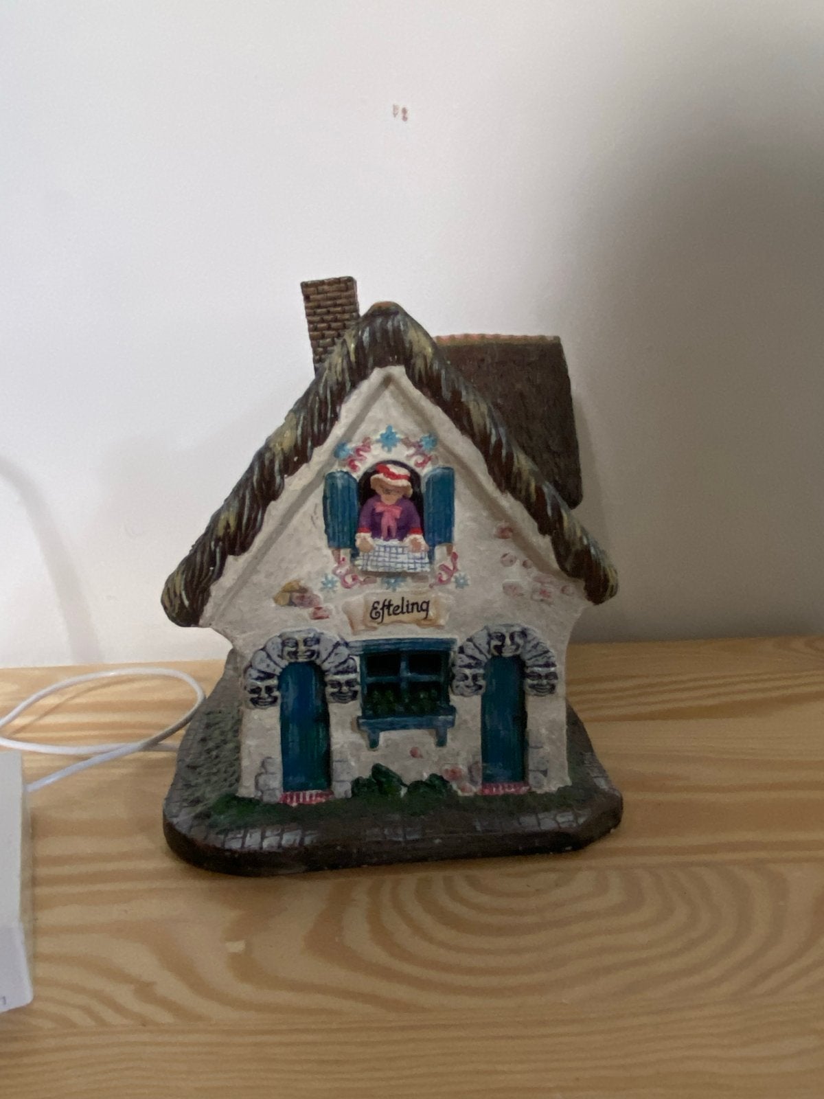 Efteling Huis van Vrouw Holle Luville, Ophalen of Verzenden, Zo goed als nieuw, Beeldje of Poppetje