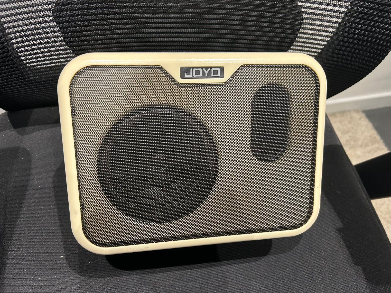 Joyo Basversterker Combo 10W - 1,3kg, Muziek en Instrumenten, Versterkers | Bas en Gitaar, Ophalen of Verzenden, Zo goed als nieuw
