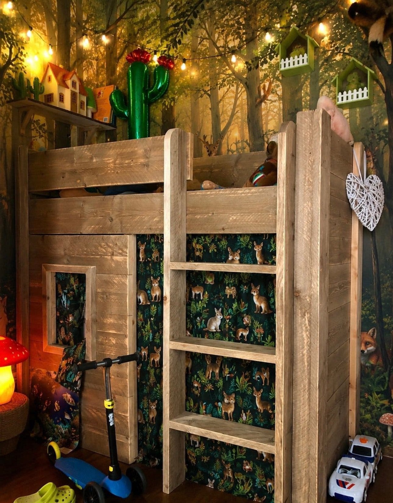 Sprookjesachtig houten boomhutbed!, Ophalen, Zo goed als nieuw, Stapelbed