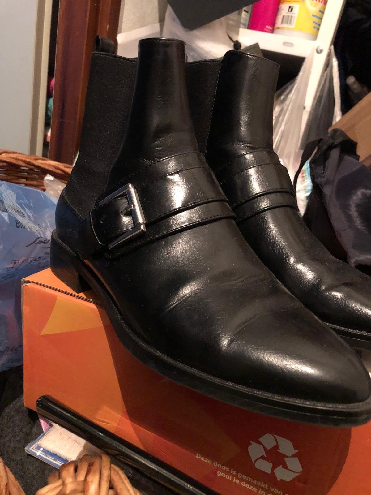 Zwarte enkellaarzen met gesp - Zara Basic Collection, Ophalen, Zwart, Lage of Enkellaarzen, Zara Basic Collection