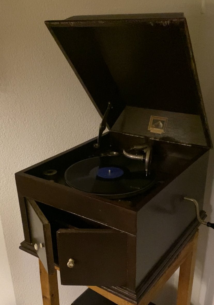 Zeer mooie his masters voice grammefoonspeler., Ophalen