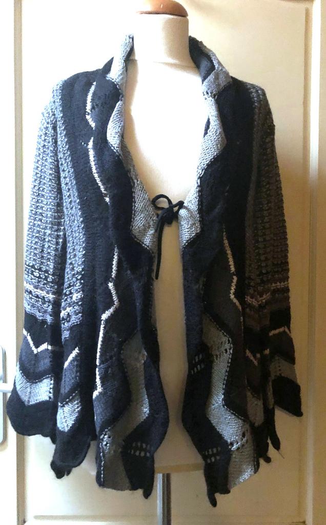 Didi wollig lang vest zwart grijs mt L, Kleding | Dames, Truien en Vesten, Zwart, Maat 42/44 (L), Didi, Ophalen of Verzenden