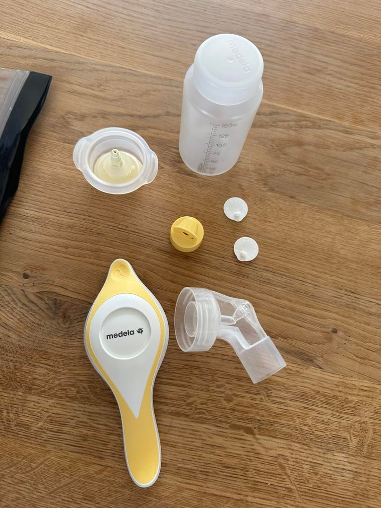 Medela handkolf, Kinderen en Baby's, Babyvoeding en Toebehoren, Ophalen, Gebruikt, Borstkolf