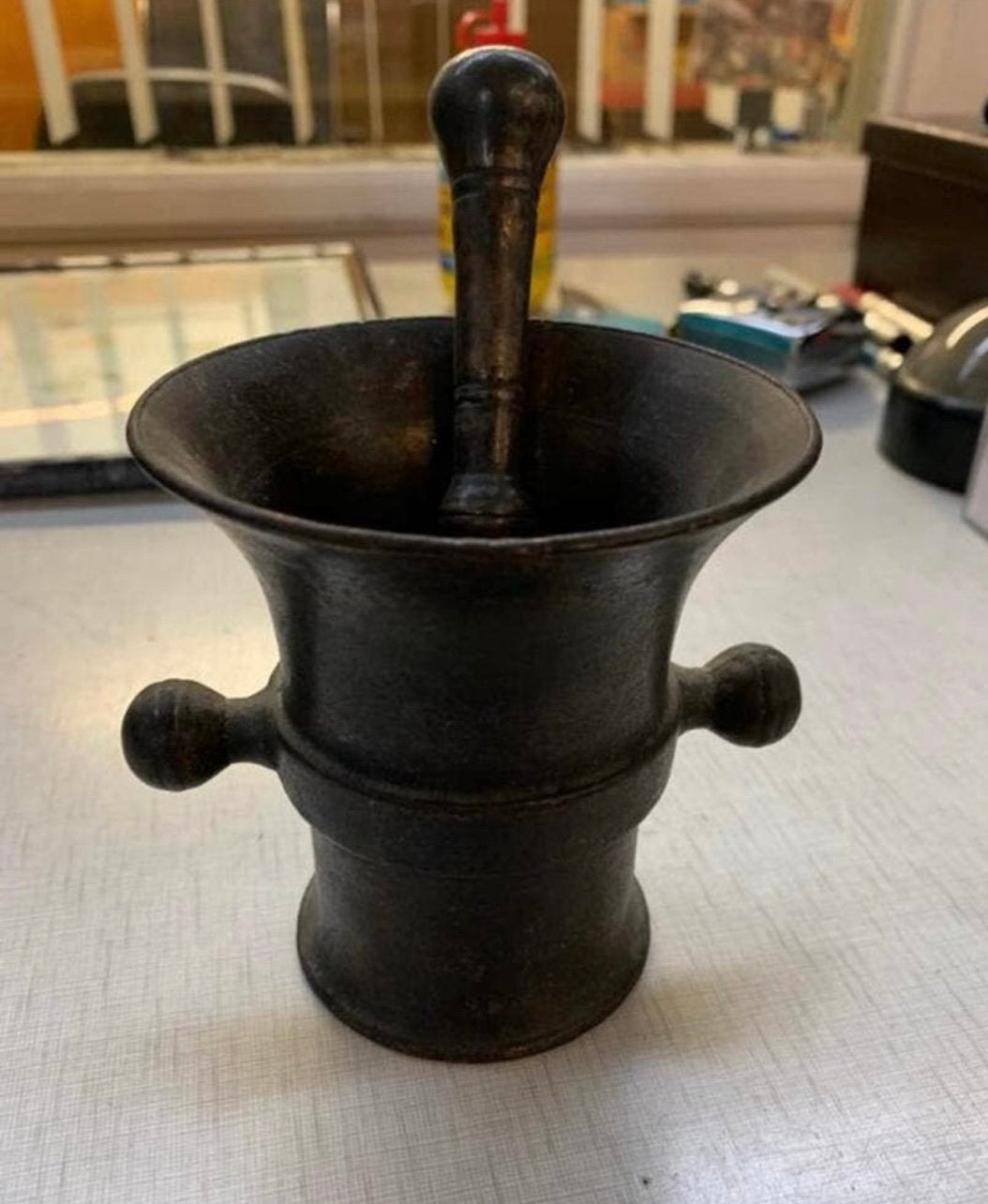 Vijzel schitterende antieke 18e eeuwse bronzen vijzel., Antiek en Kunst, Ophalen of Verzenden