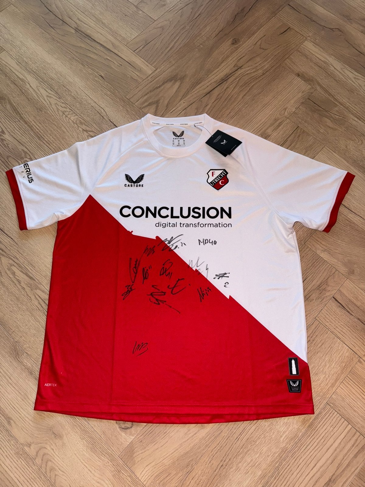 Gesigneerd FC Utrecht shirt, Maat XL, Ophalen, Nieuw, Shirt