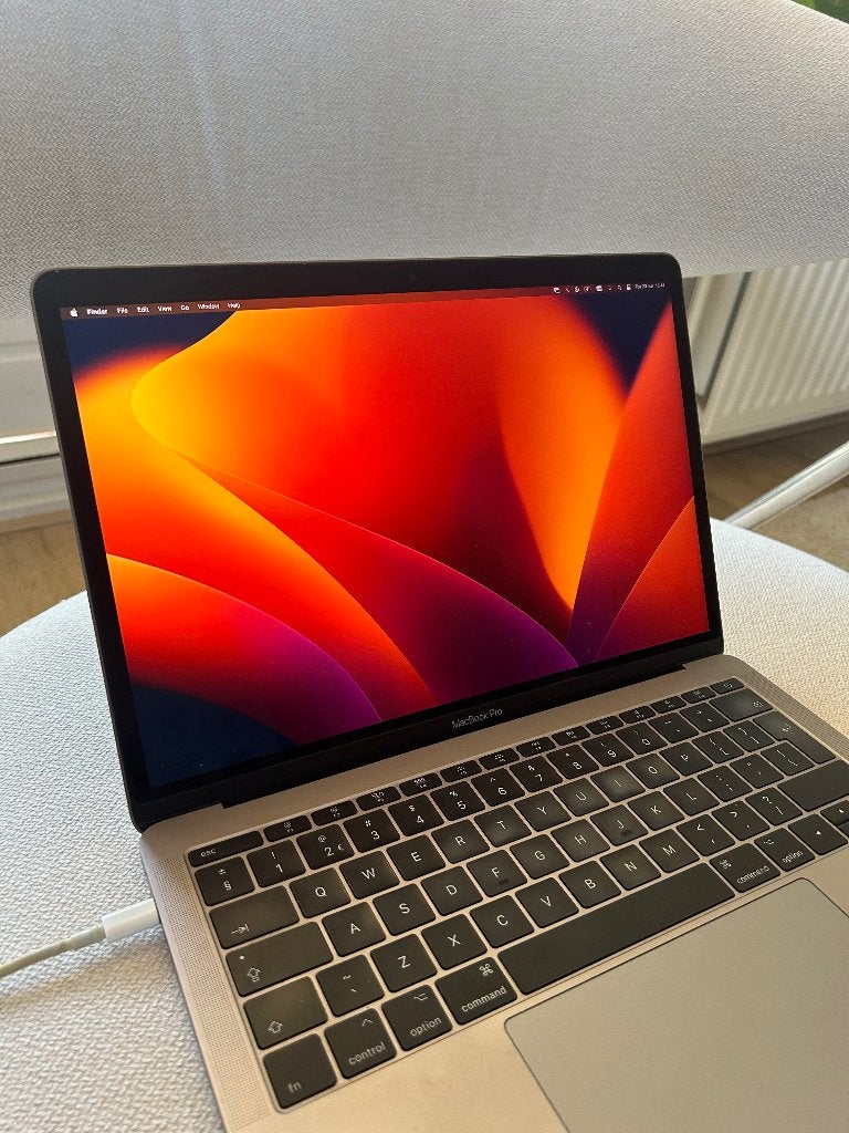 MacBook Pro 13 inch, 2017, space gray, 256 GB, 2 tot 3 Ghz, Qwerty, 8 GB