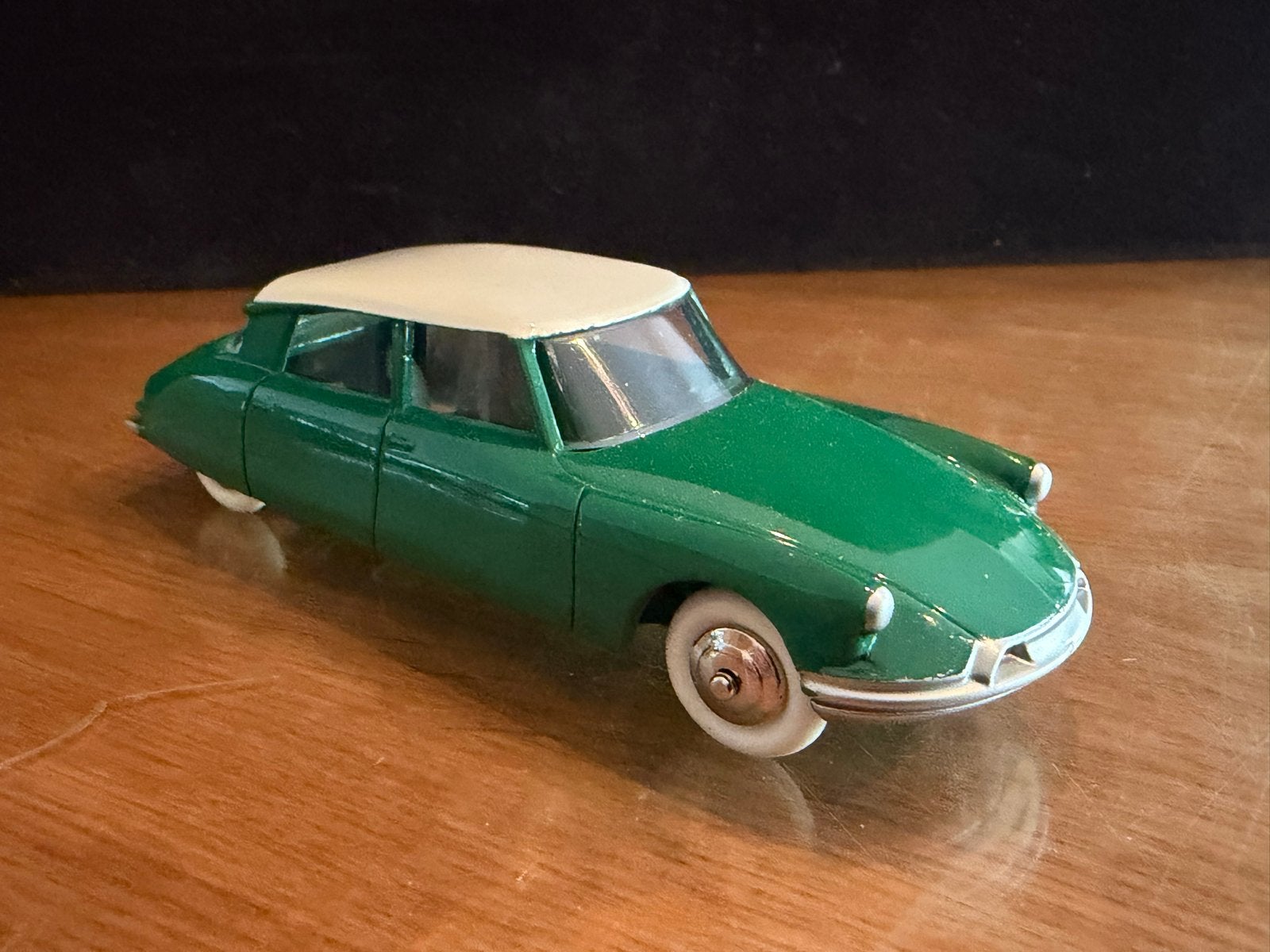 Dinky Toys atlas ed Citroën DS 19 - Groen/Wit - Met Doos, Ophalen of Verzenden, Zo goed als nieuw, Auto, Dinky Toys