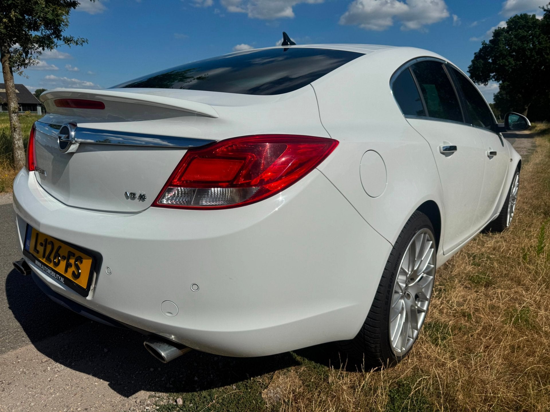 Opel Insignia 2.8 T Sport 4x4 260PK navigatie|schuifdak|20in, Euro 5, Zwart, Wit, Bedrijf